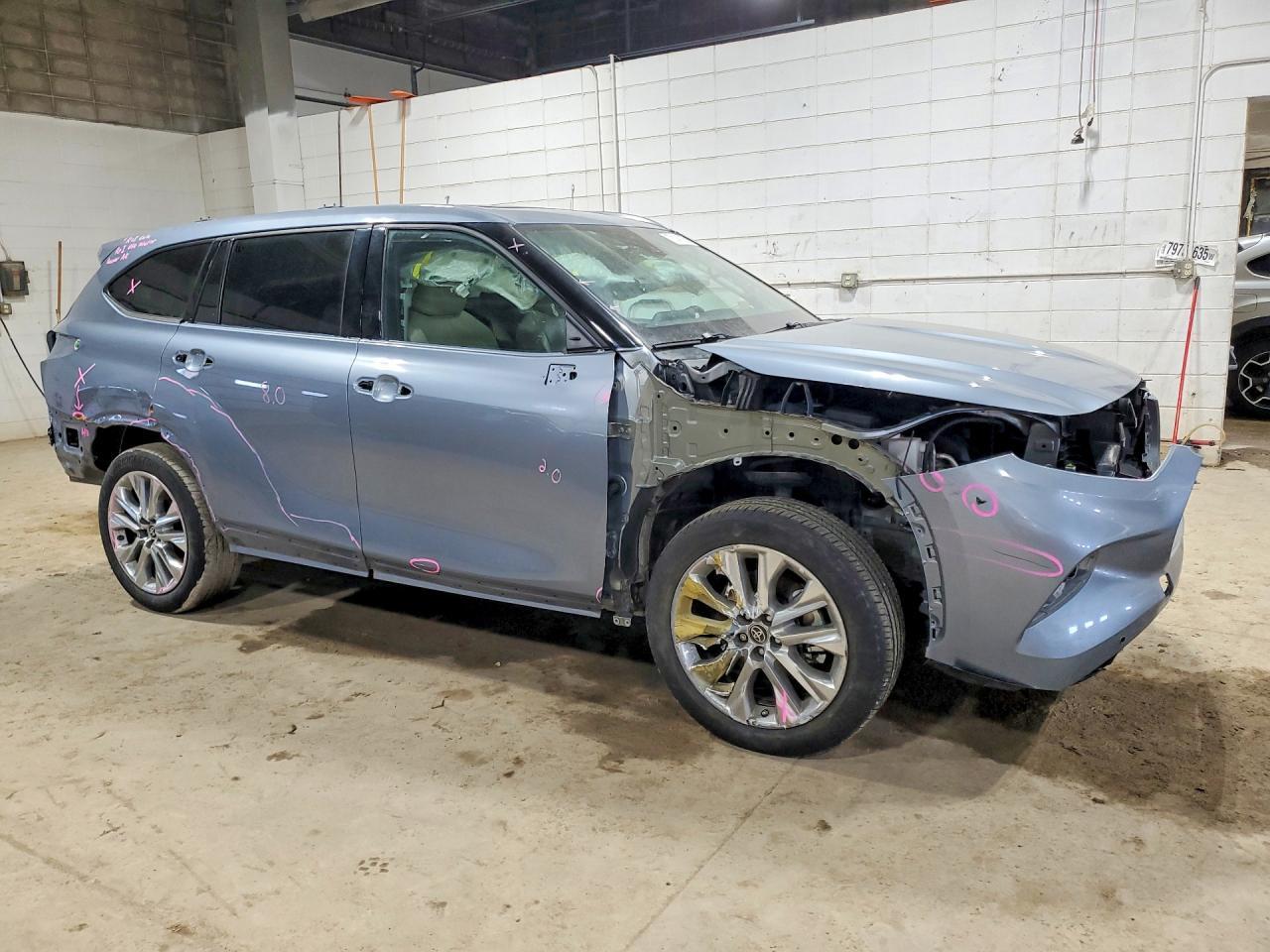 2021 TOYOTA HIGHLANDER