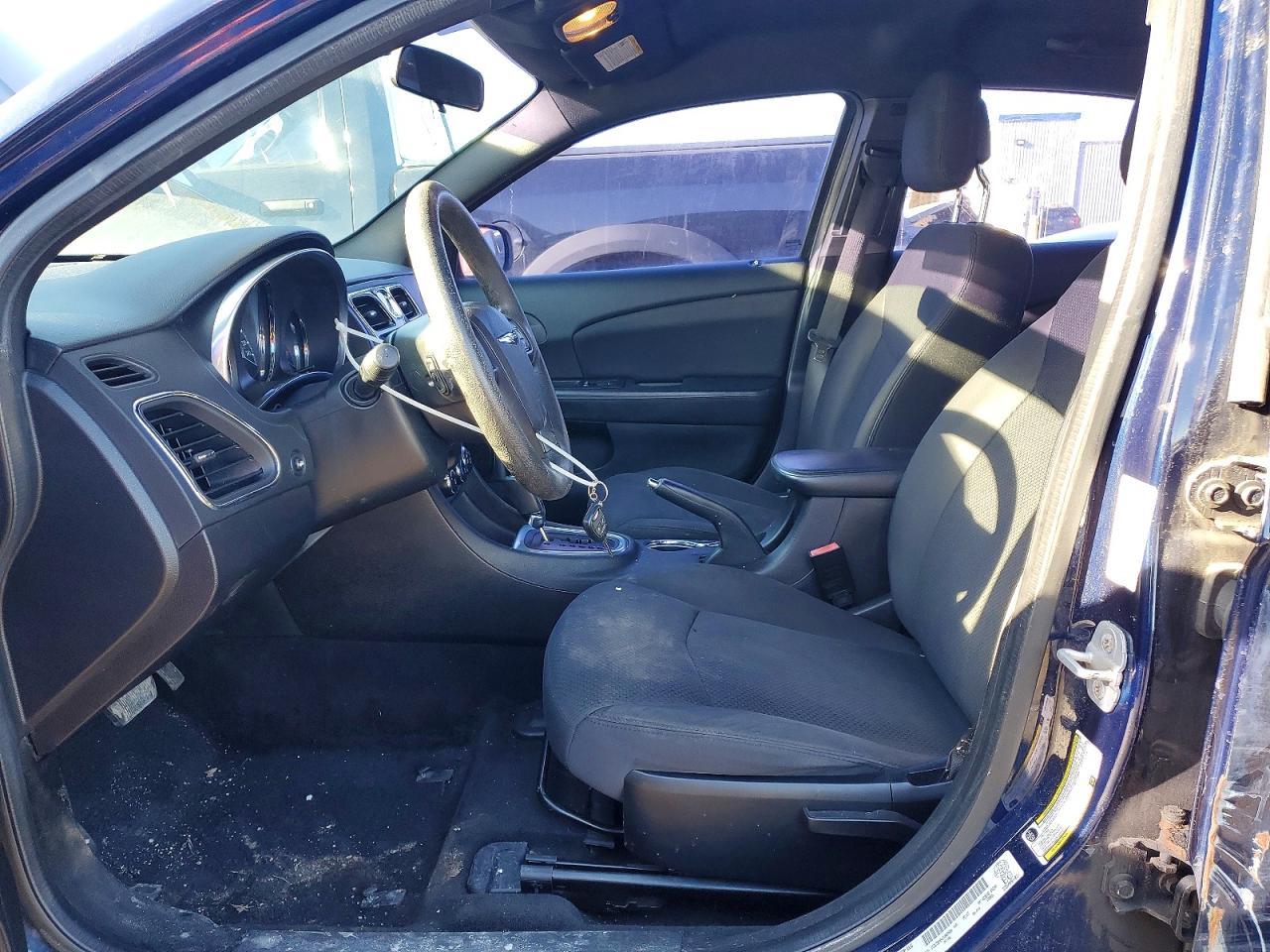 2013 CHRYSLER 200