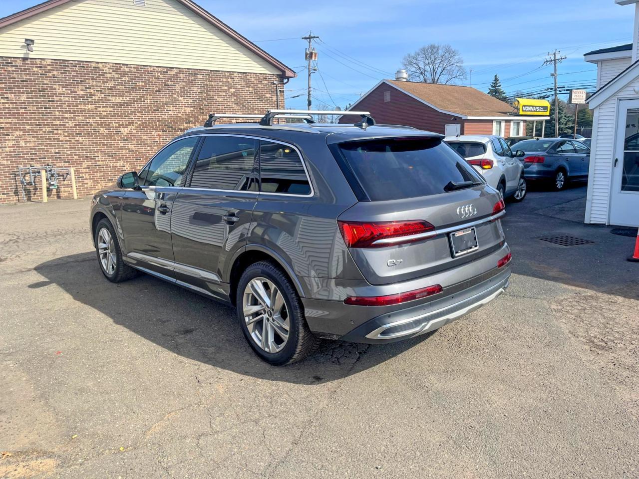 2022 AUDI Q7