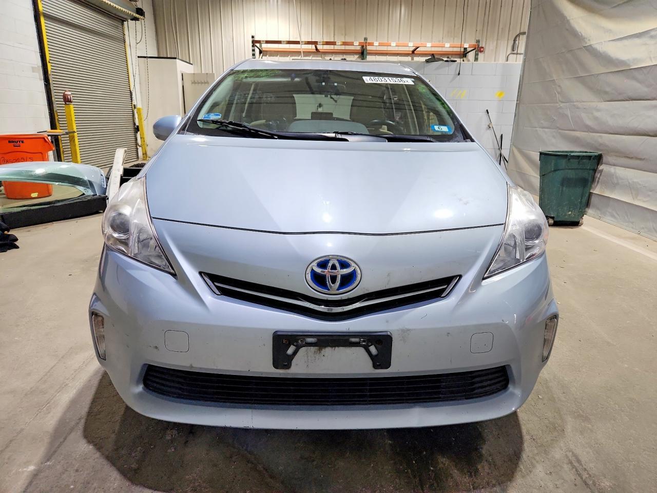 2012 TOYOTA PRIUS V