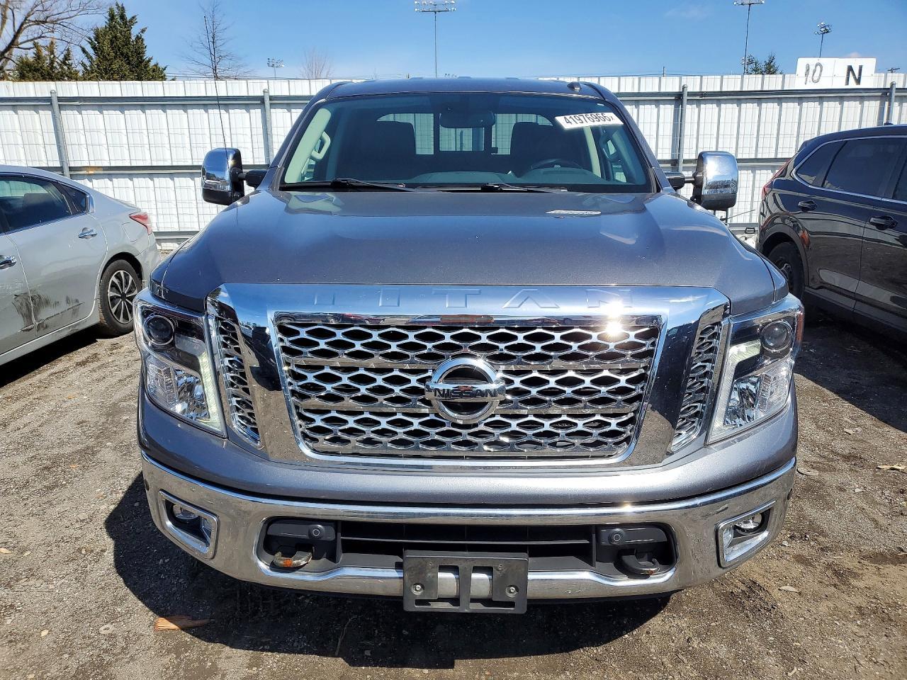 2018 NISSAN Titan