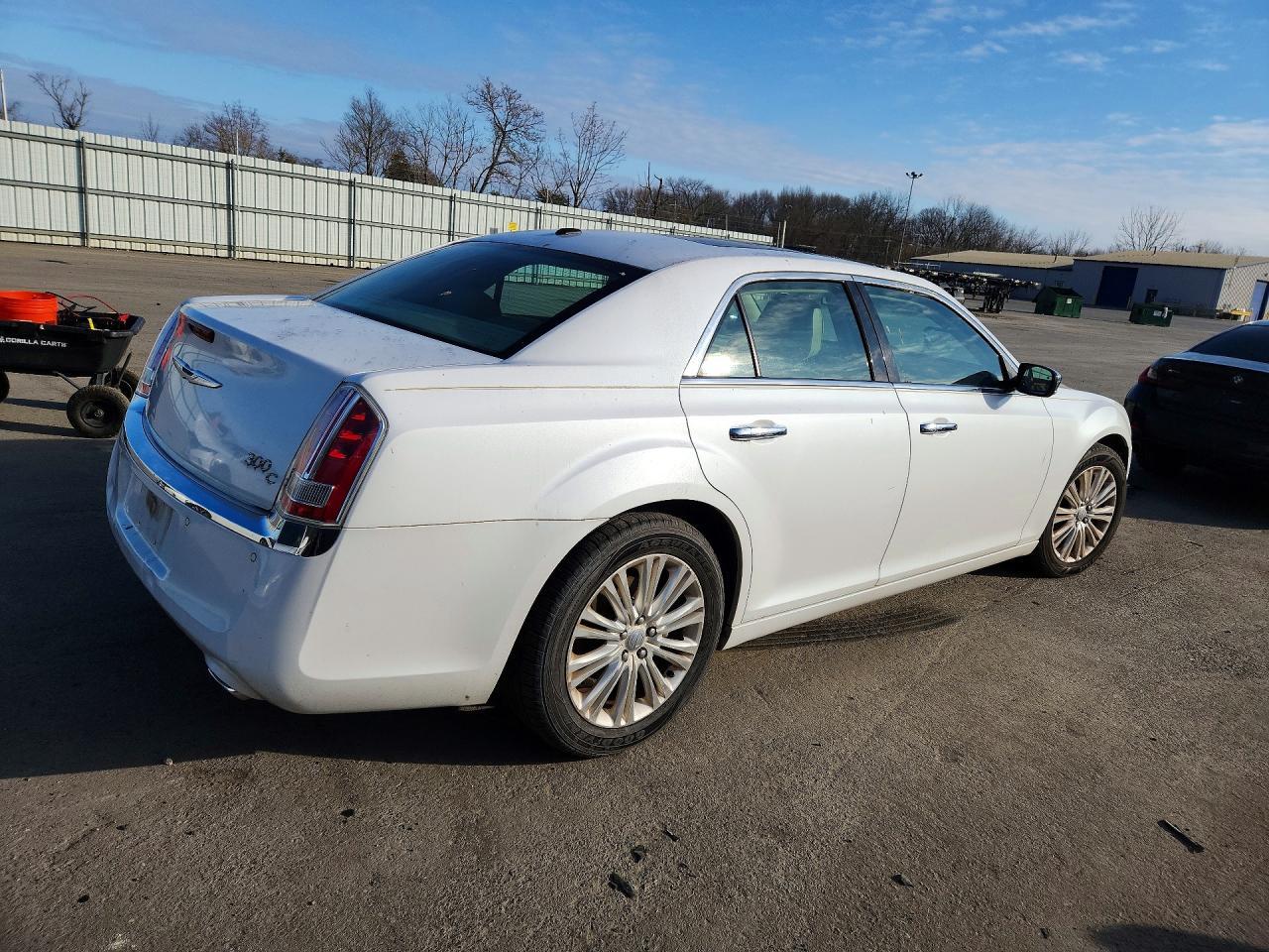2014 CHRYSLER 300