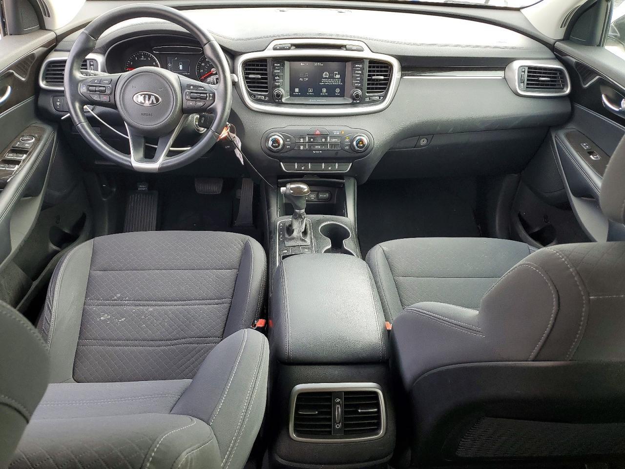 2017 KIA SORENTO