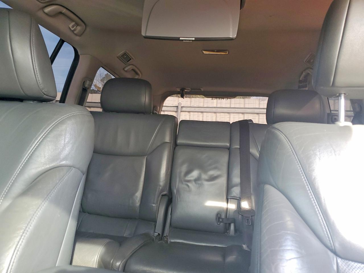 2010 LEXUS LX 570