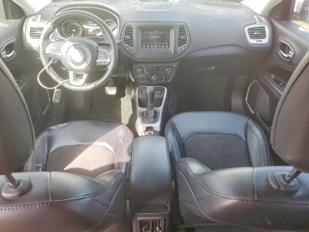 2020 JEEP Compass