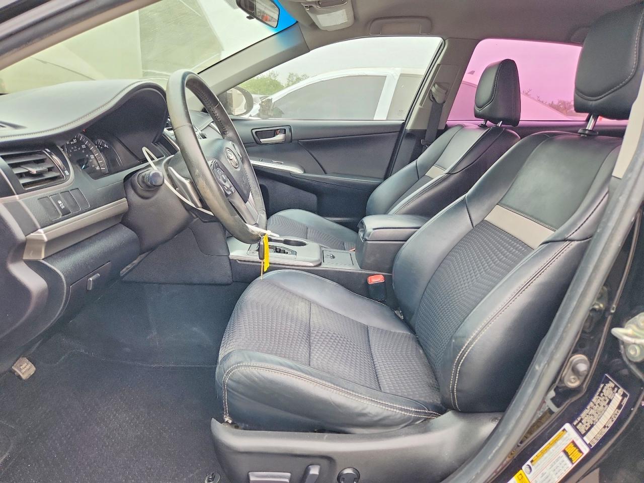 2014 TOYOTA CAMRY