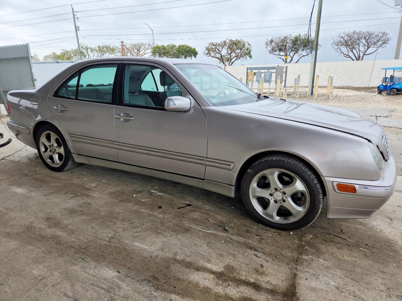 2002 MERCEDES-BENZ E-Class
