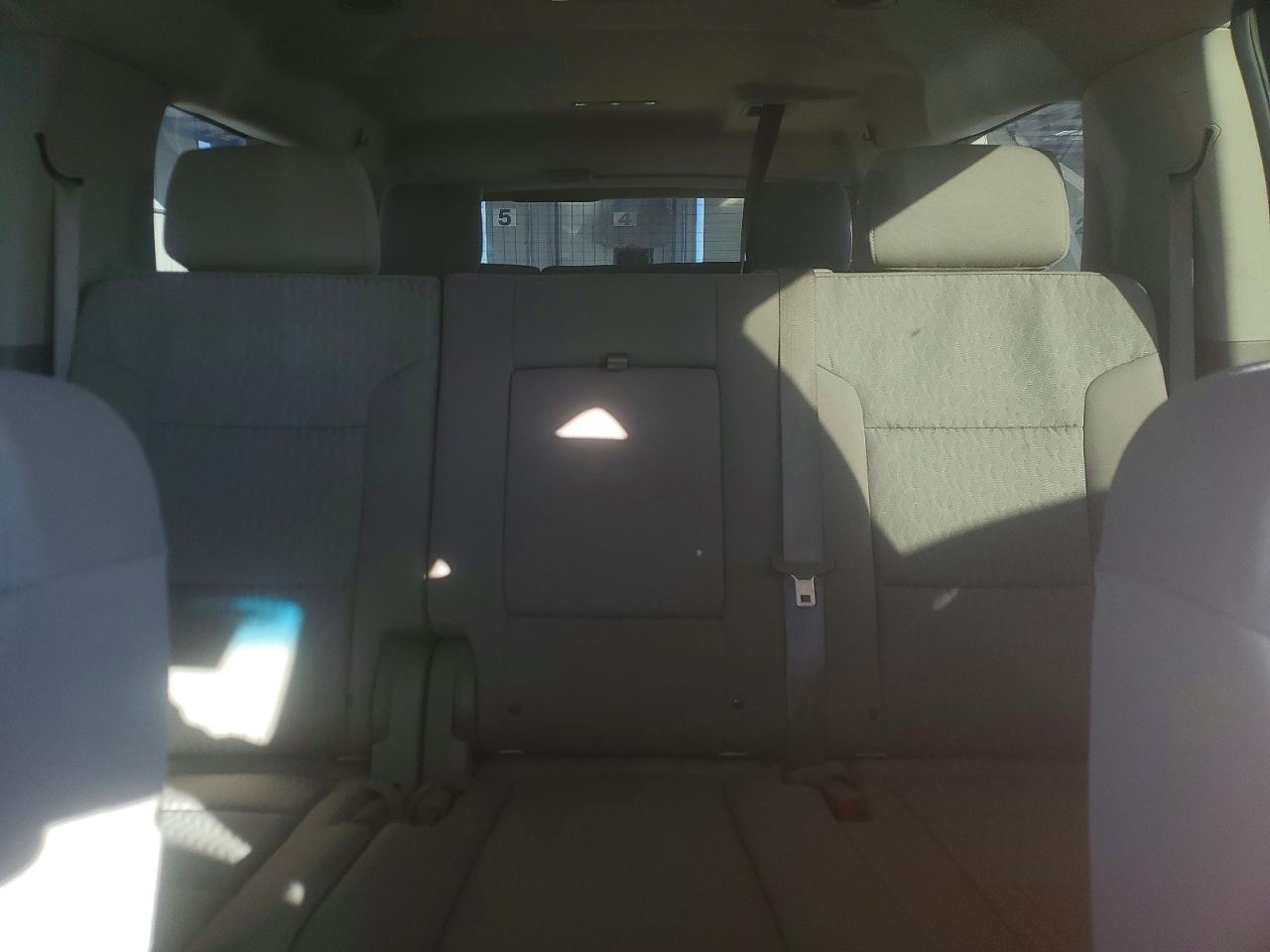 2016 CHEVROLET Suburban