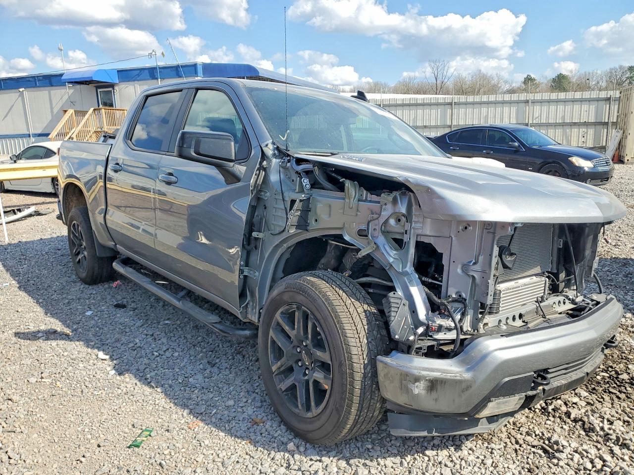 2025 CHEVROLET Silverado