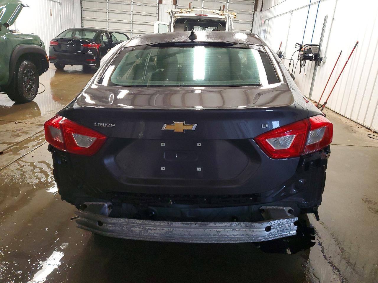 2016 CHEVROLET CRUZE