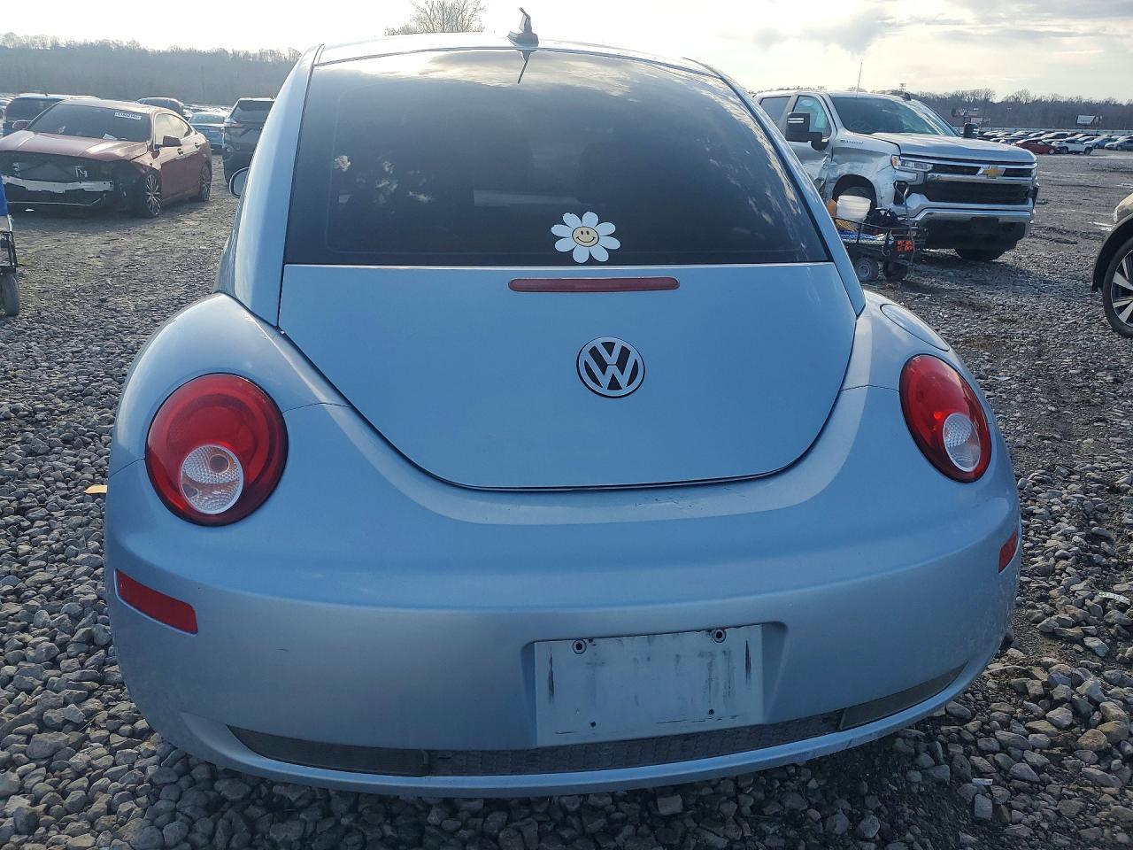 2010 VOLKSWAGEN Beetle