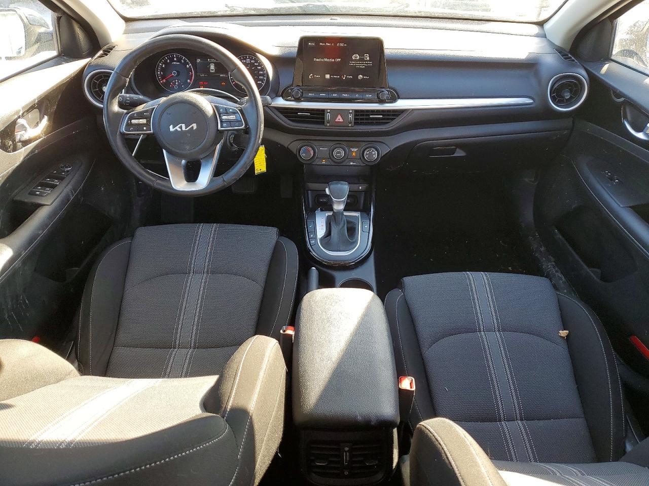 2023 KIA FORTE