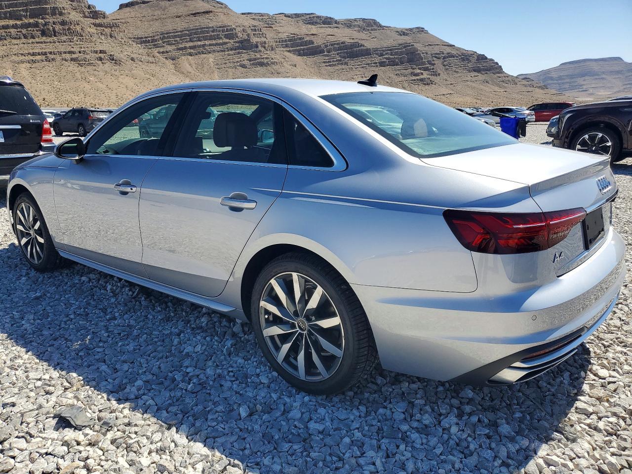 2022 AUDI A4