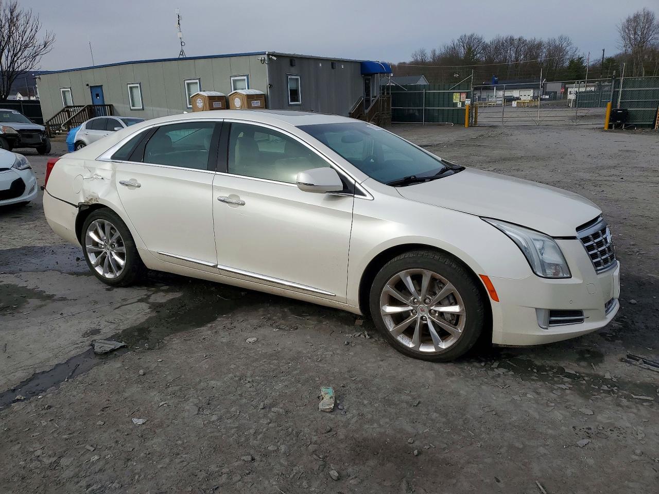 2014 CADILLAC XTS