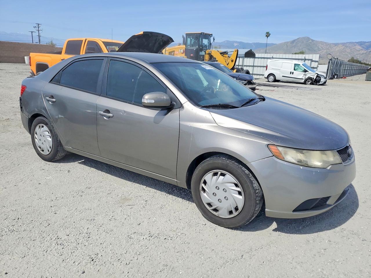 2010 KIA FORTE