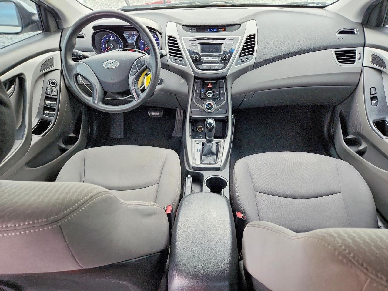 2016 HYUNDAI ELANTRA