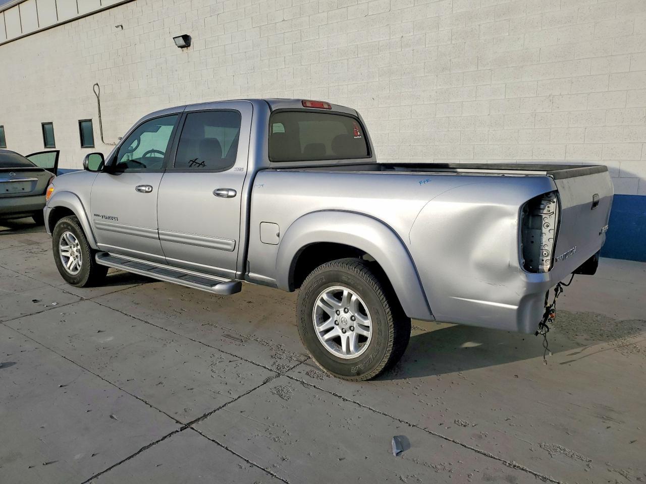 2006 TOYOTA TUNDRA