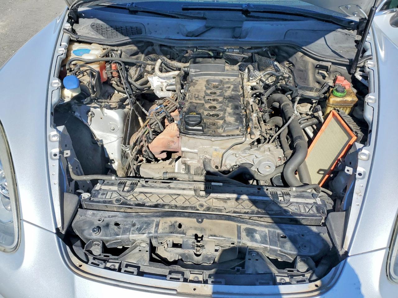 2011 PORSCHE CAYENNE