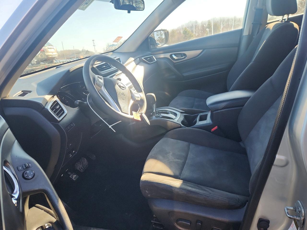 2016 NISSAN ROGUE