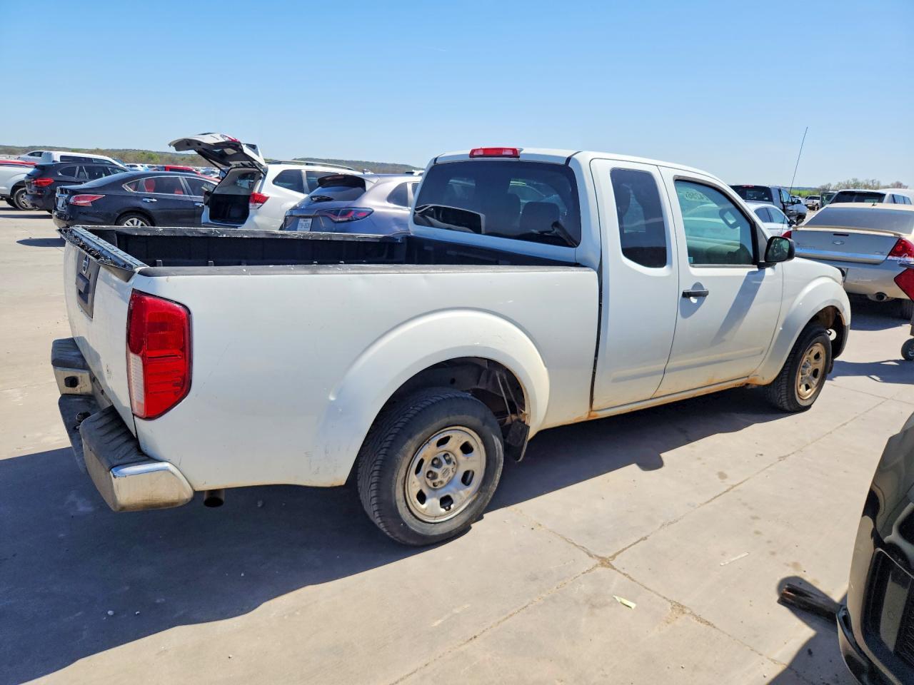 2015 NISSAN Frontier