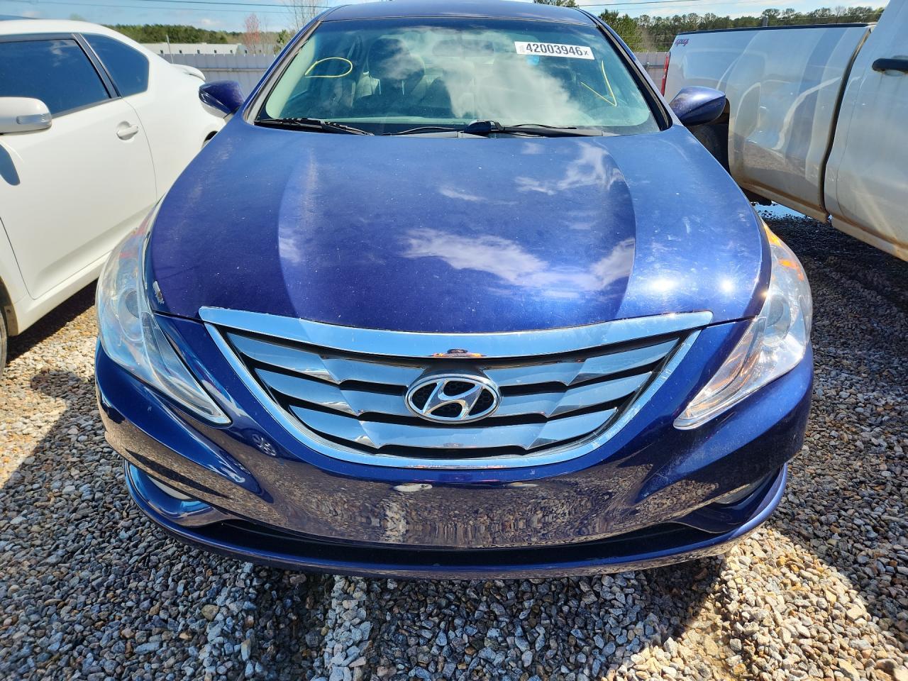 2011 HYUNDAI SONATA