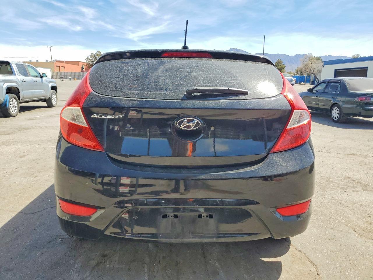 2013 HYUNDAI ACCENT