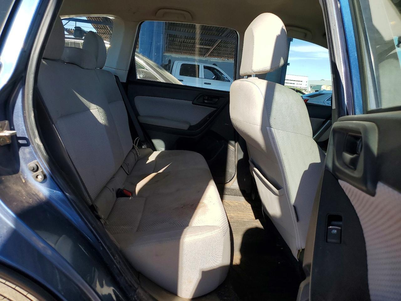 2017 SUBARU FORESTER