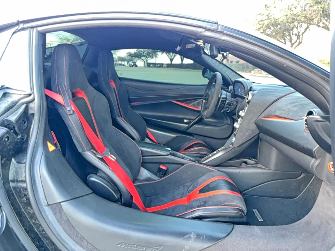 2021 McLaren 720S