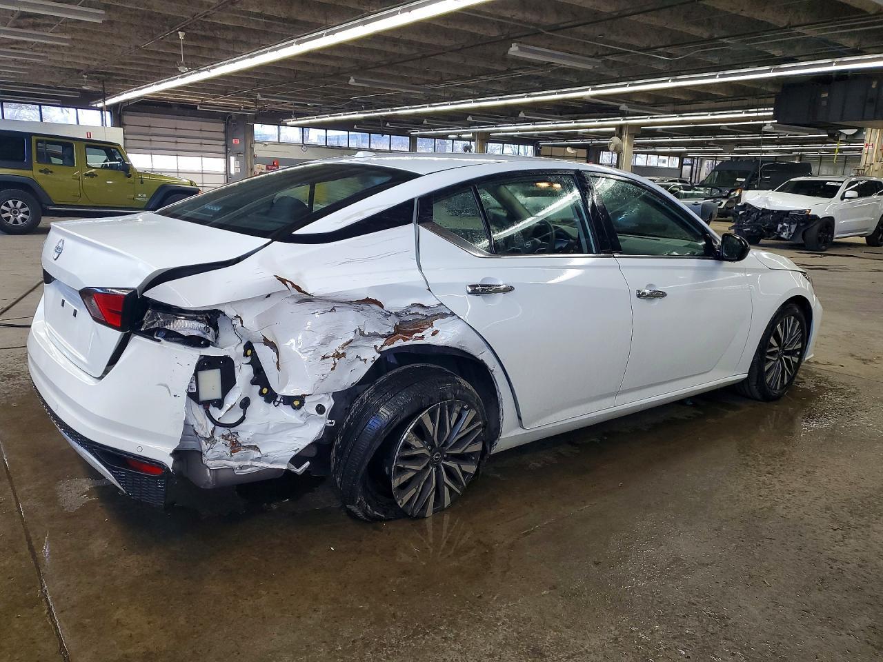 2025 NISSAN ALTIMA