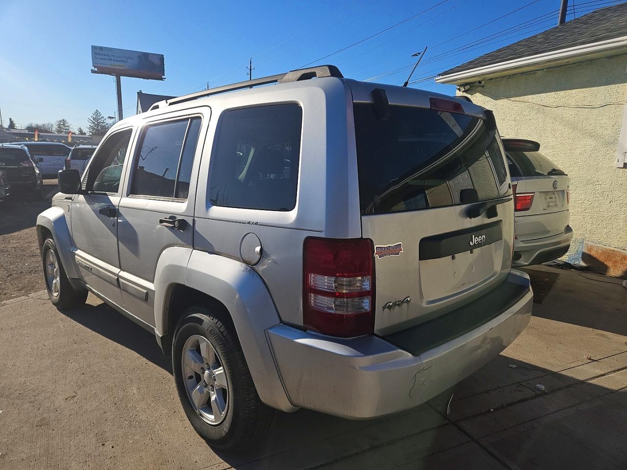 2010 JEEP Liberty