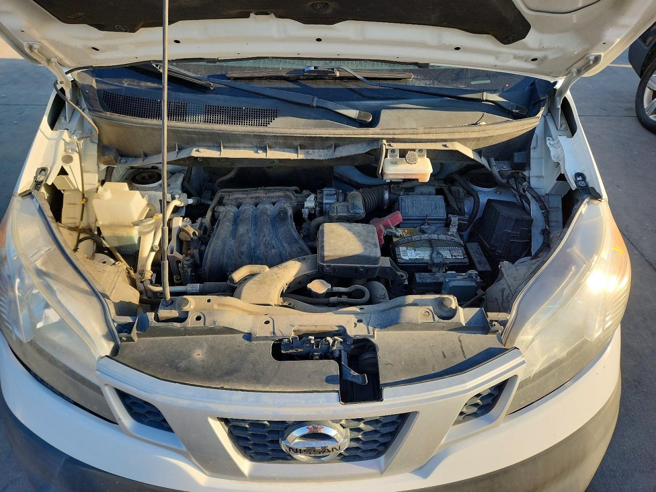 2016 NISSAN NV 200