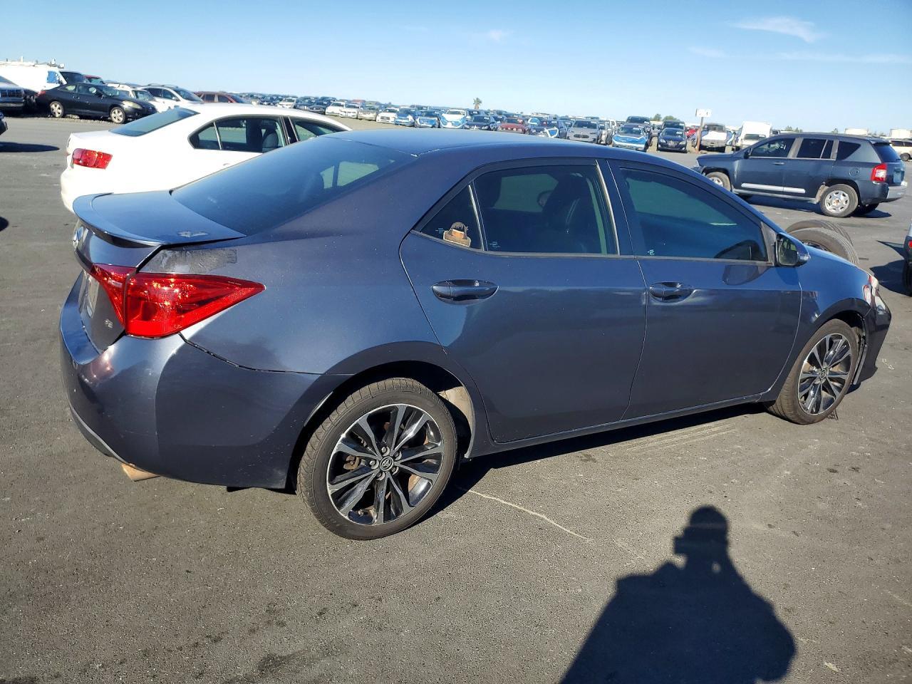 2018 TOYOTA COROLLA