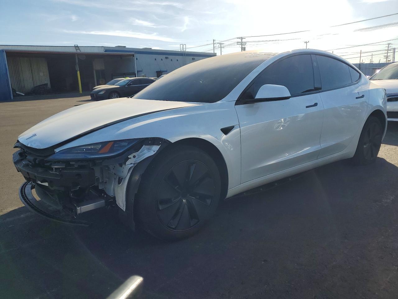 2025 TESLA MODEL 3