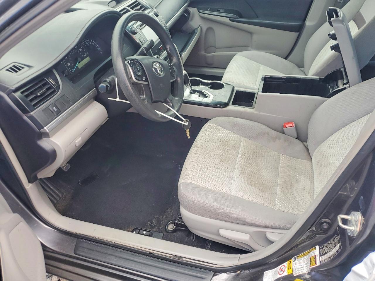 2014 TOYOTA CAMRY