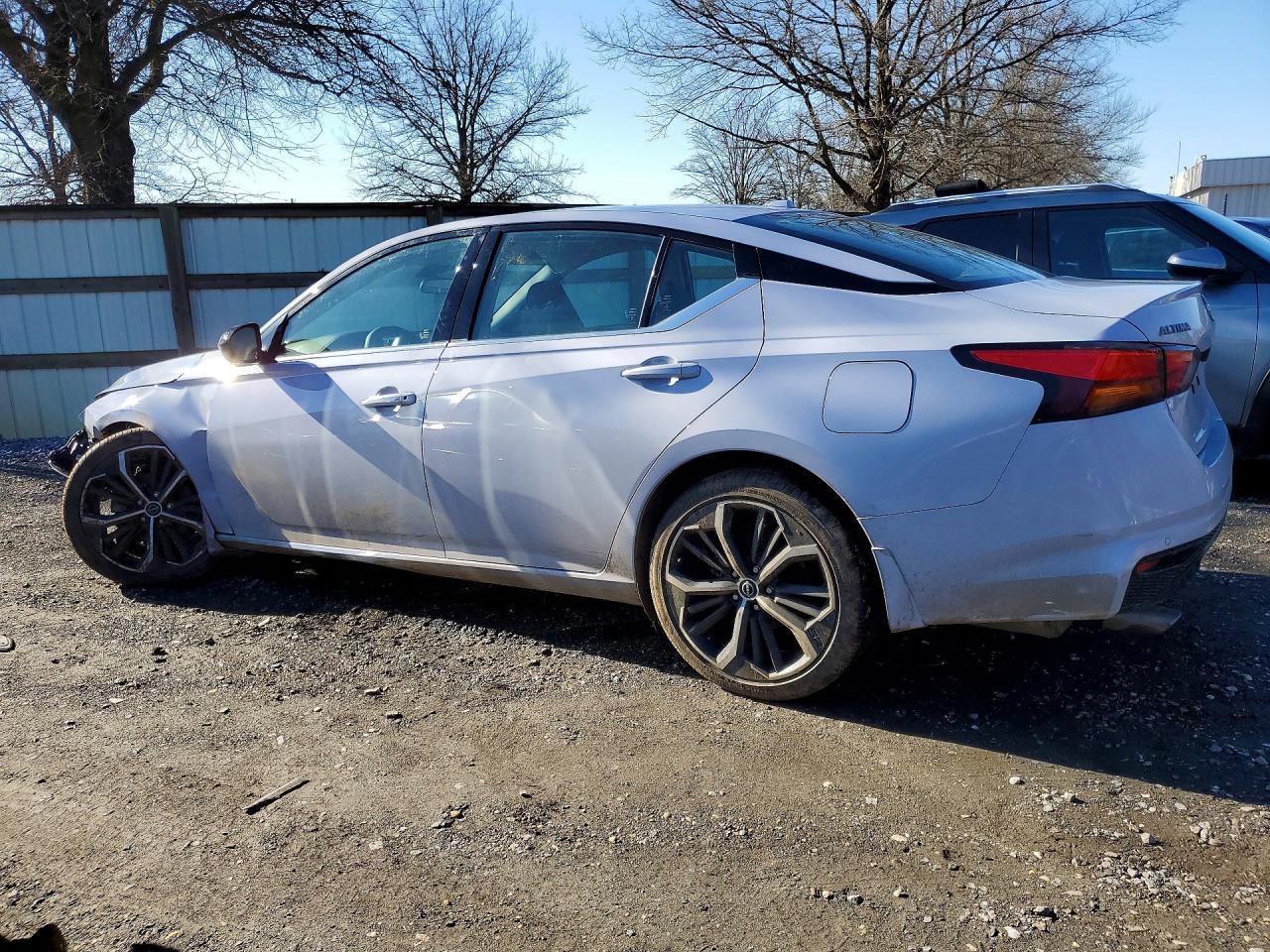 2025 NISSAN ALTIMA