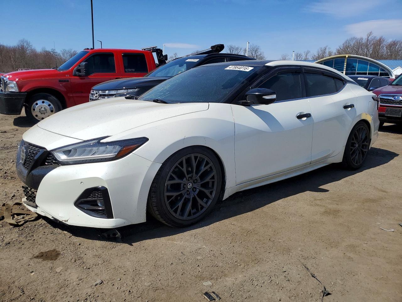 2019 NISSAN Maxima