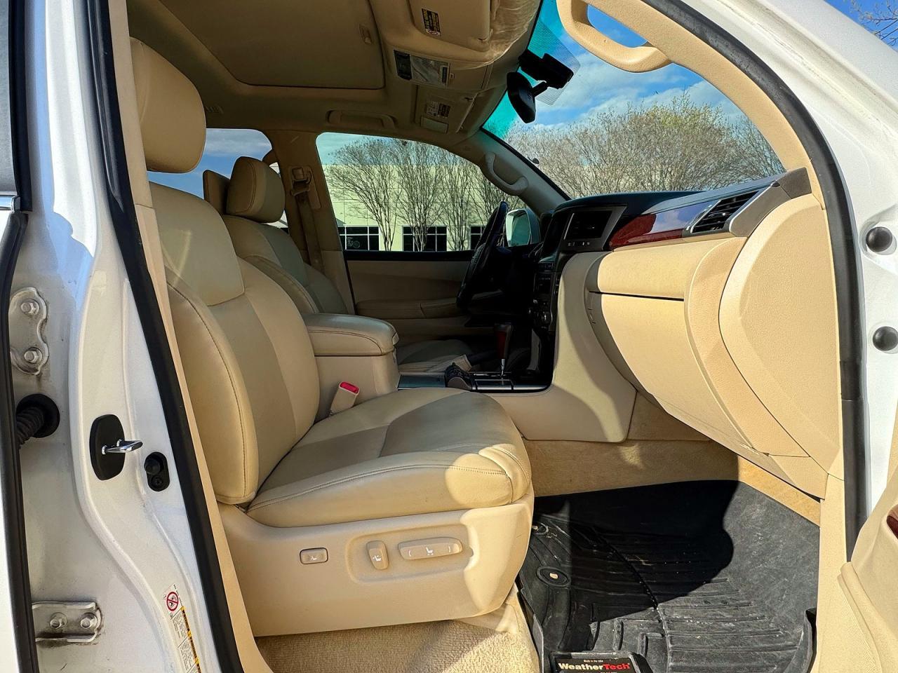 2014 LEXUS LX 570