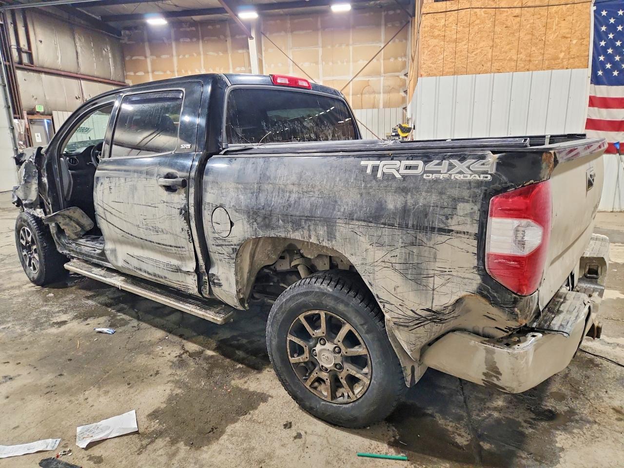 2016 TOYOTA TUNDRA
