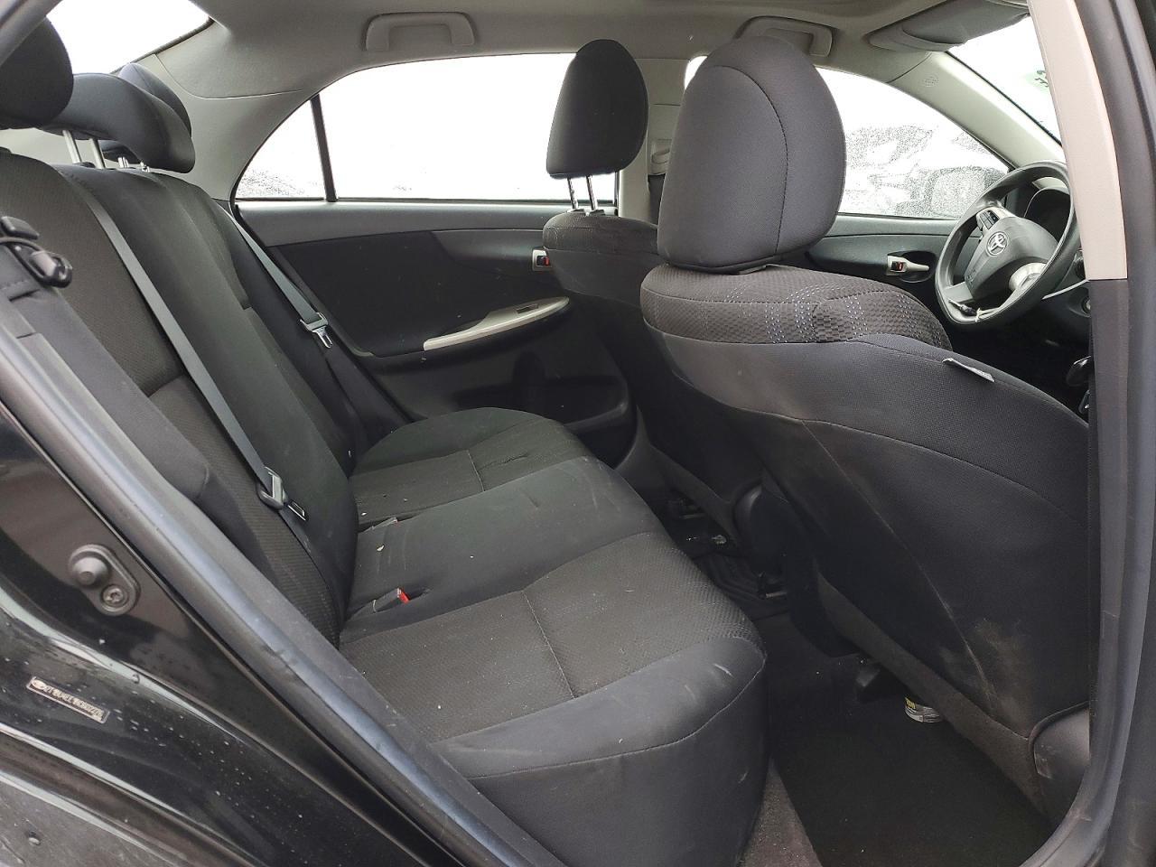 2011 TOYOTA COROLLA