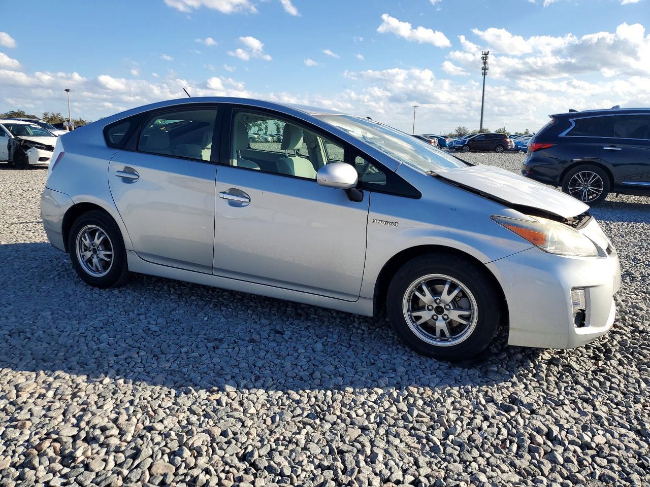 2010 TOYOTA PRIUS