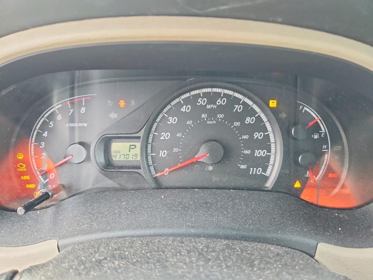 2011 TOYOTA SIENNA