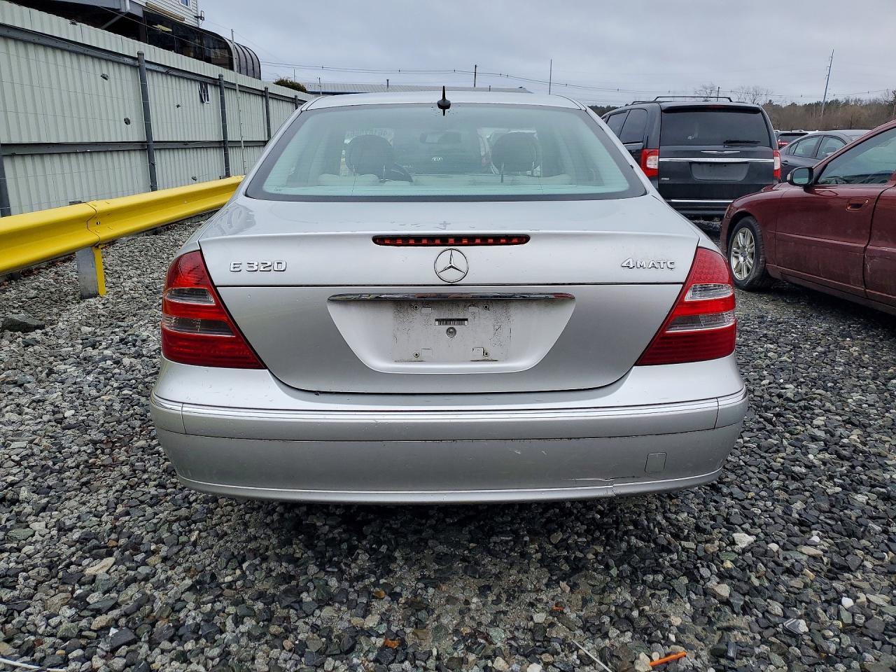 2005 MERCEDES-BENZ E-Class