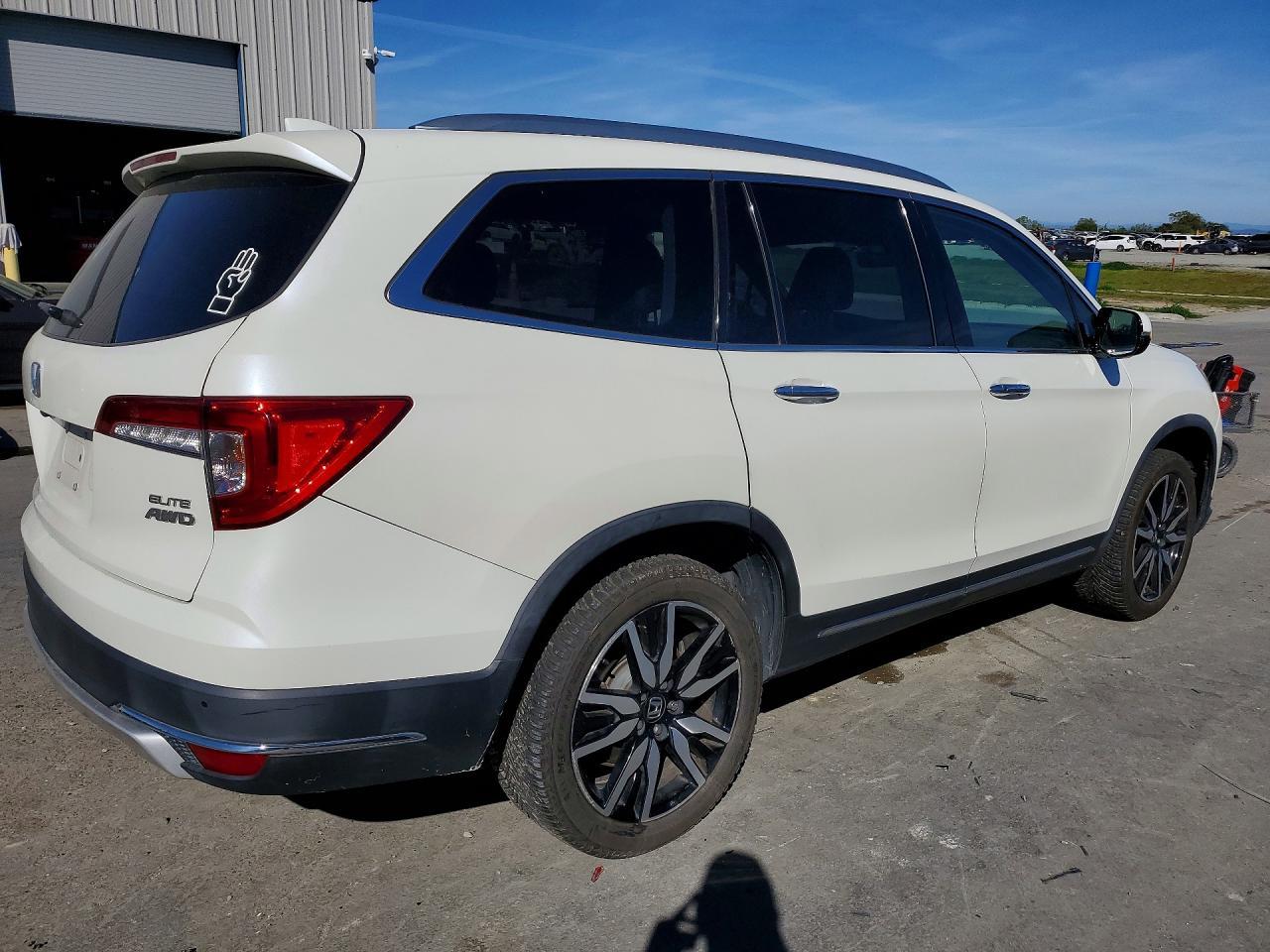 2019 HONDA PILOT