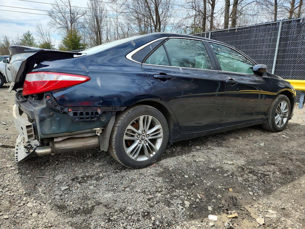 2016 TOYOTA CAMRY
