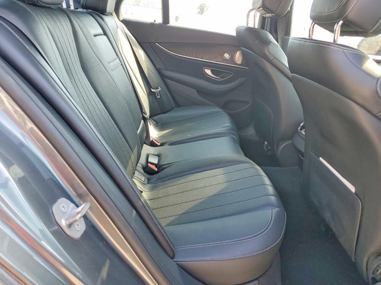 2017 MERCEDES-BENZ E-Class