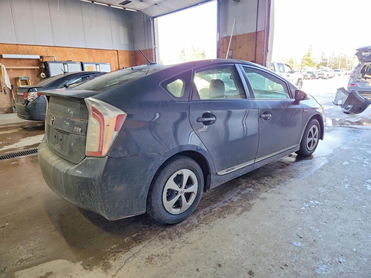 2012 TOYOTA PRIUS