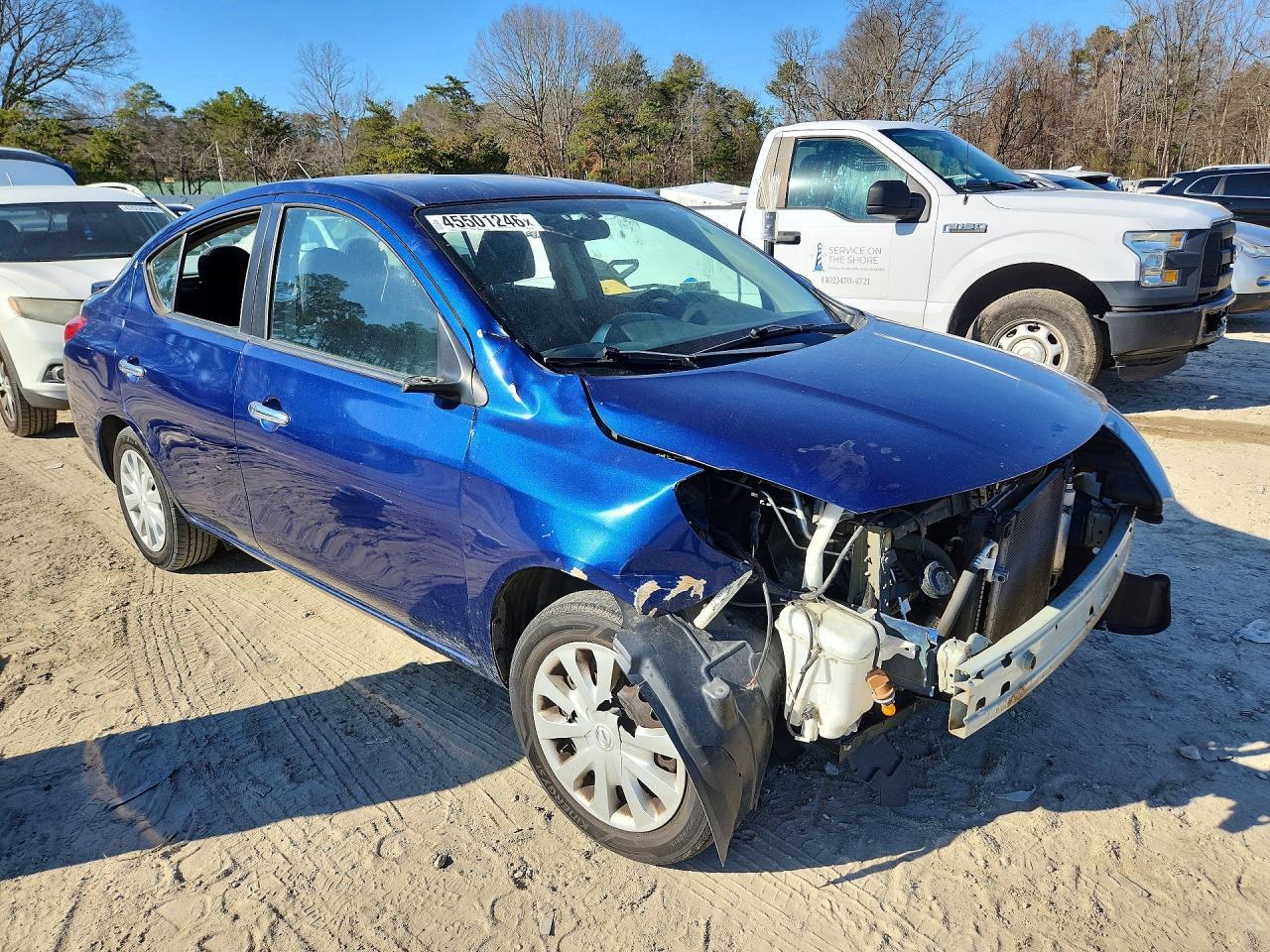 2019 NISSAN VERSA