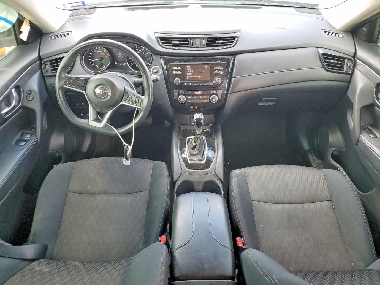 2017 NISSAN ROGUE