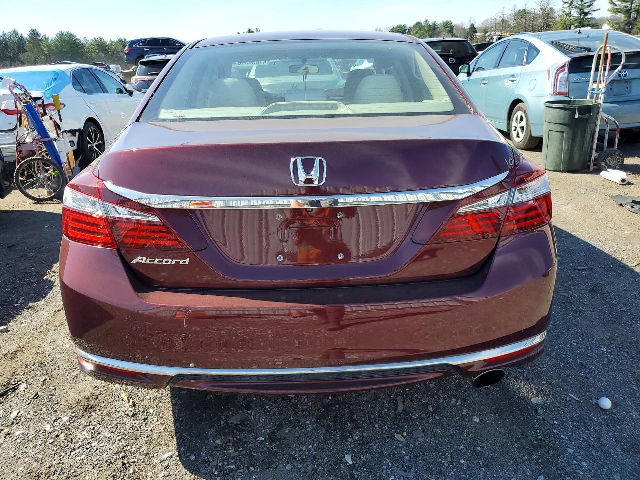 2017 HONDA ACCORD
