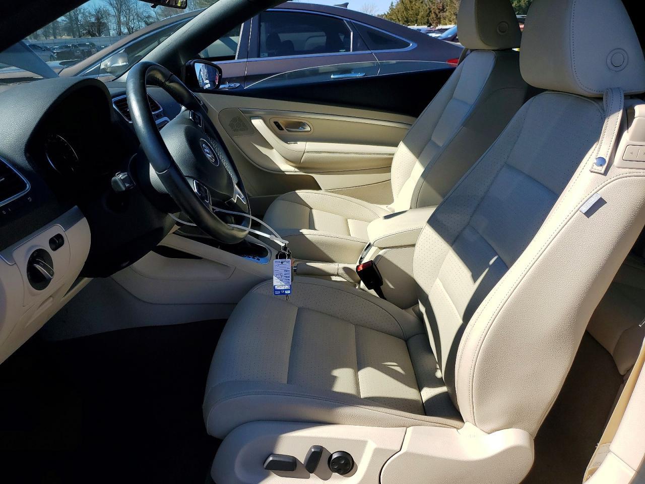 2016 VOLKSWAGEN EOS